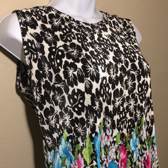 🌈 Dress Barn Women’s Colorful Tank Top - Picture 2 of 7